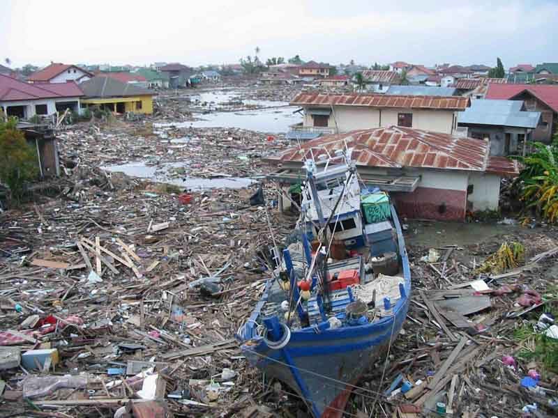 Tsunami Indonesia