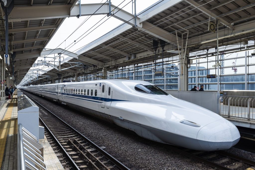Treno della linea Tōkaidō Shinkansen
