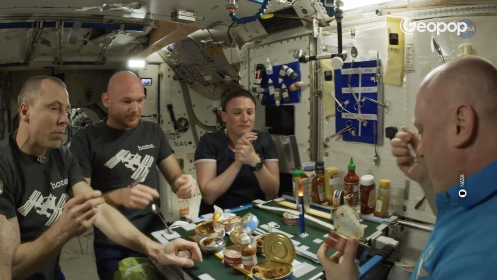 cena iss