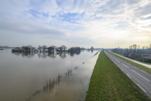 Diga di un polder che protegge le abitazioni