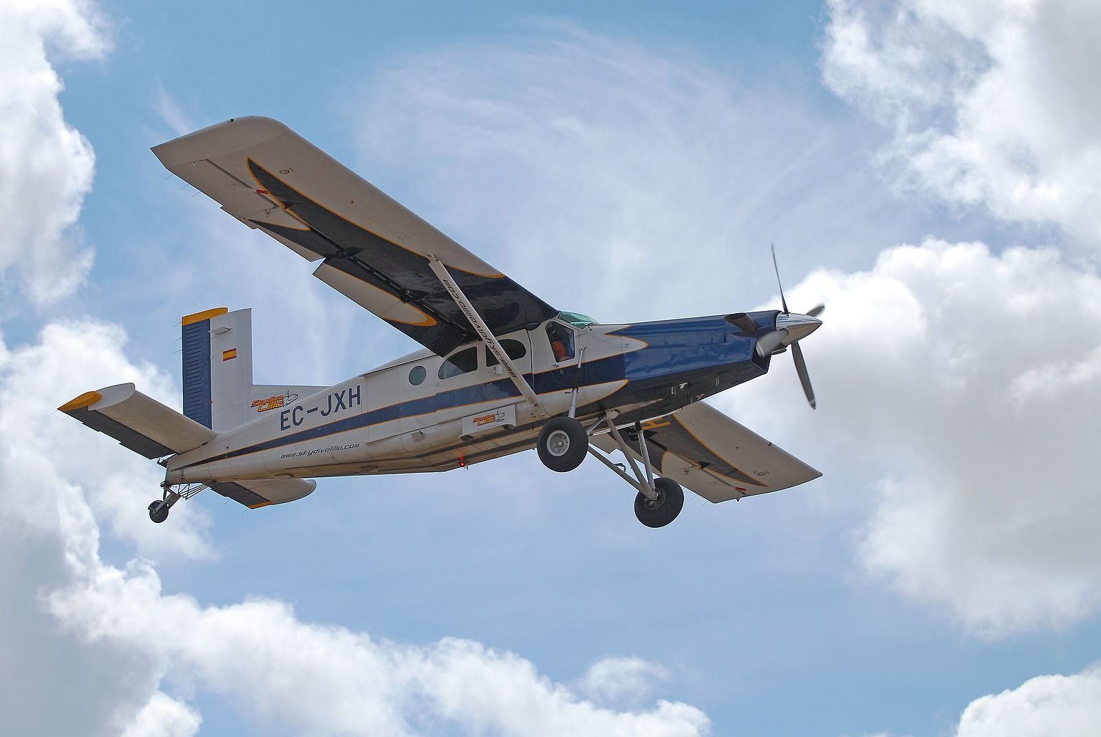 Pilatus PC–6 usato per i lanci col paradute (Credit: JDrewes)