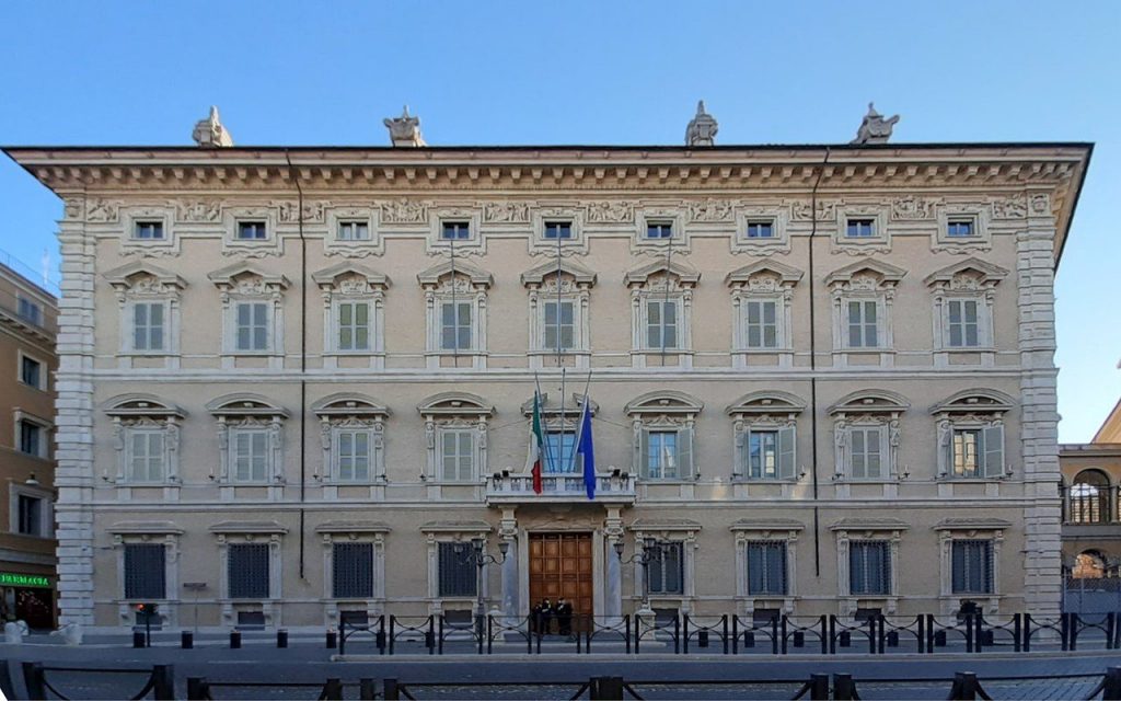 Come funziona il sistema elettorale italiano e chi eleggiamo quando